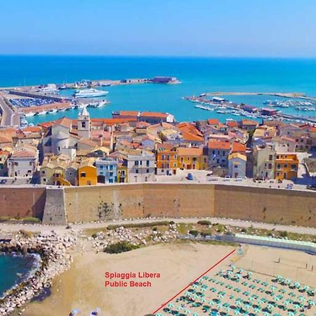 Villa Casa Tornola Nel Borgo Termoli Exterior foto