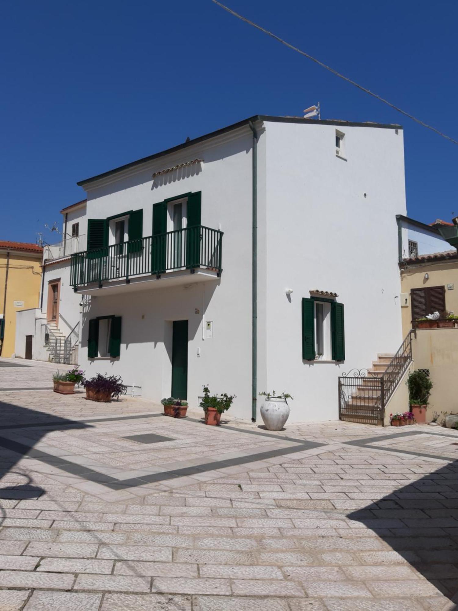 Villa Casa Tornola Nel Borgo Termoli Exterior foto
